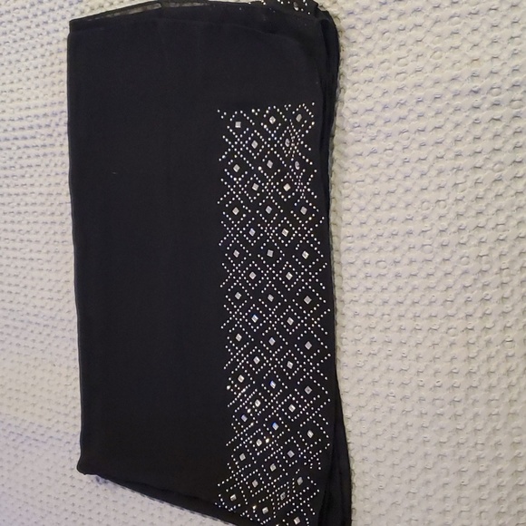 Jessica McClintock Scarf (48) - Picture 1 of 5